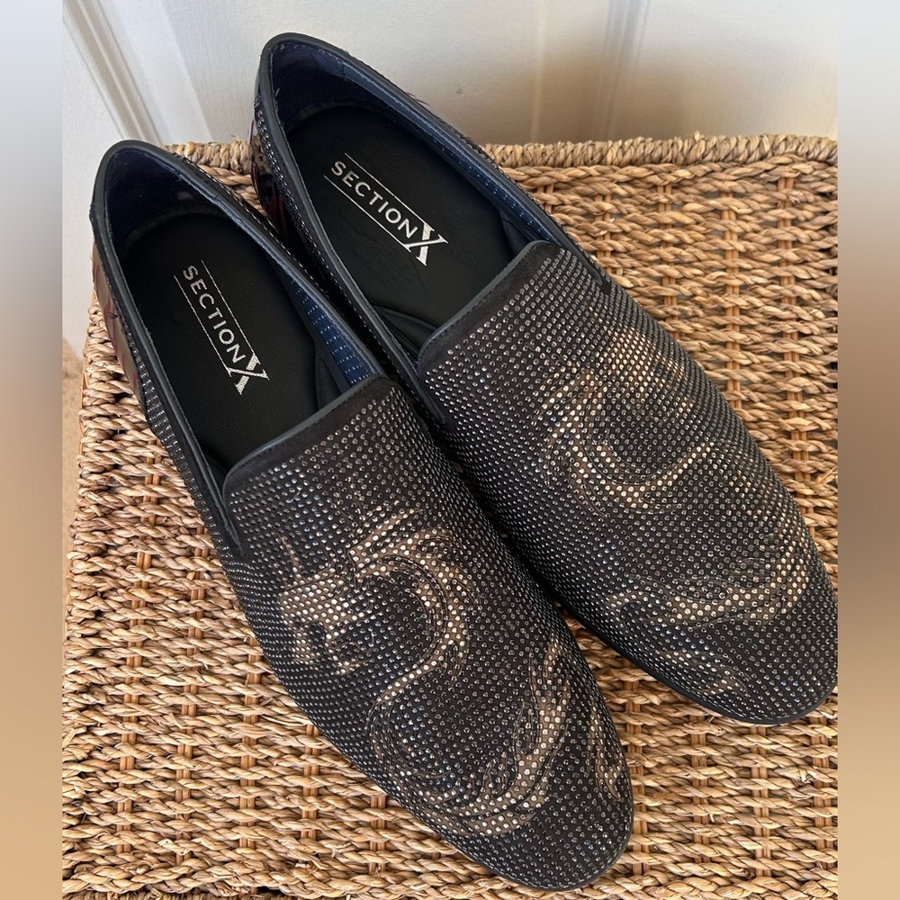 Section X Men’s Slip On Shoe Dragon & Flames Size 9.5‎